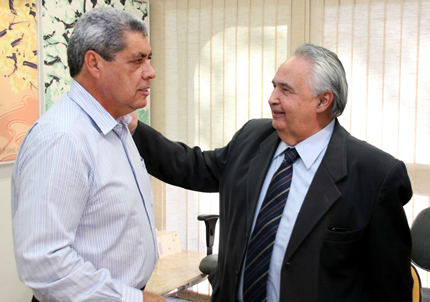 Deputado Londres Machado com Governador André Puccinelli (Foto: Divulgação)